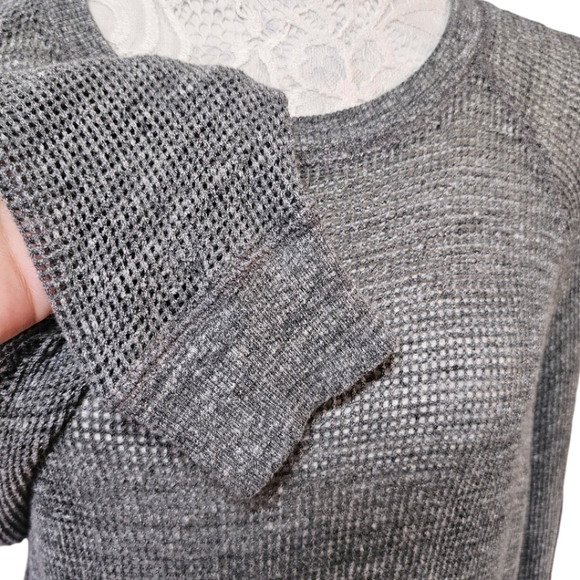 Eileen Fisher Gray Thermal Open Knit Crew Neck Long Sleeve Shirt Size Small - Picture 10 of 11